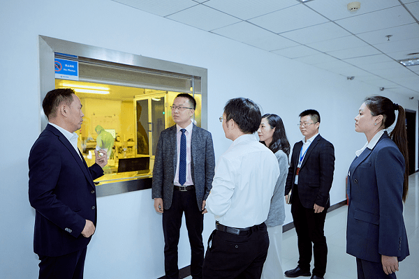 四方光电：机构投资者关注公司费用持续增加