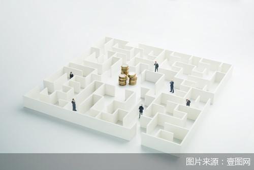 银行四季度双管齐下 保息差冲营收 备战明年“开门红”