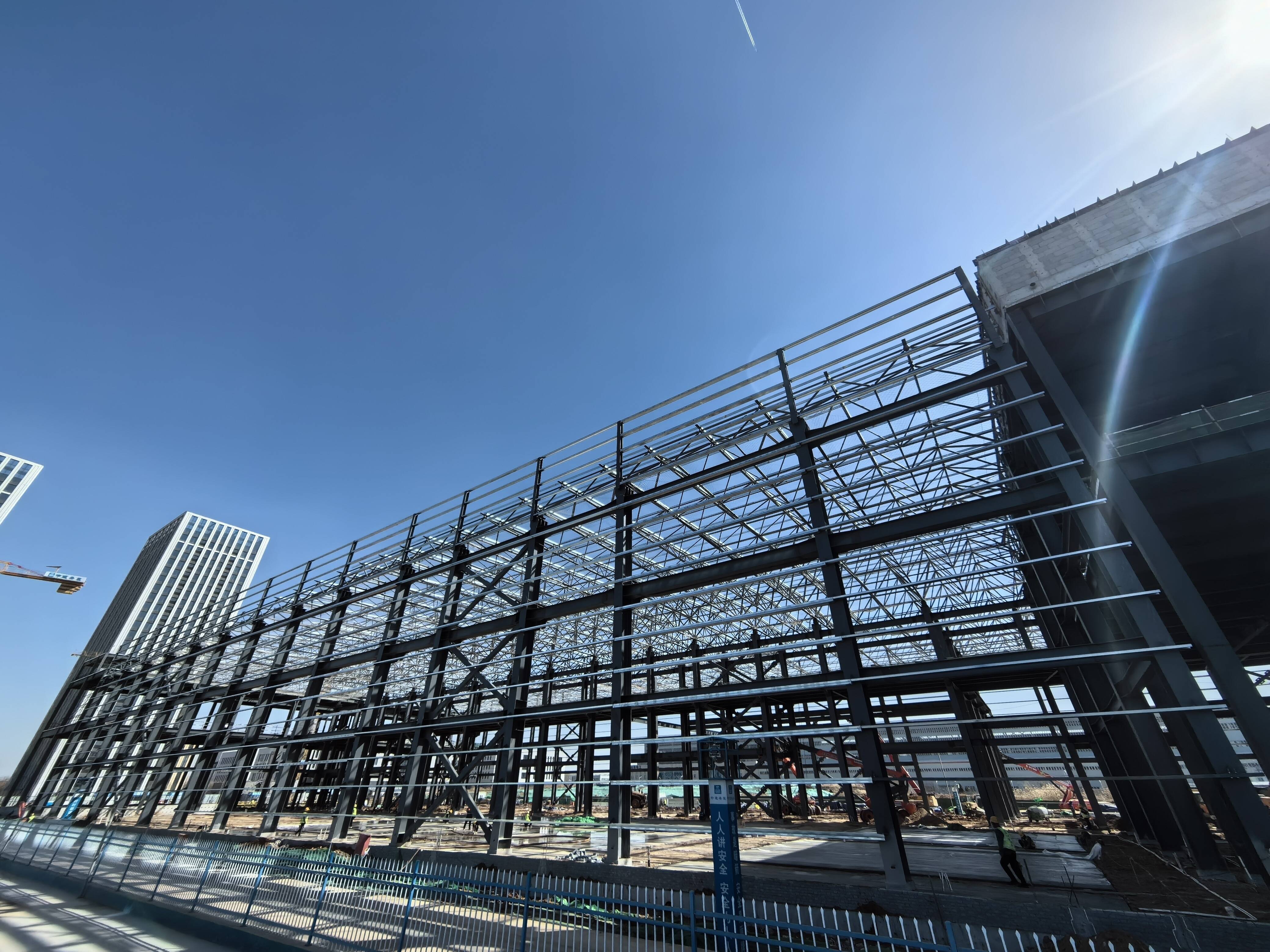 孕育高质量发展健康未来：香港生命科技产业加快培育新质生产力