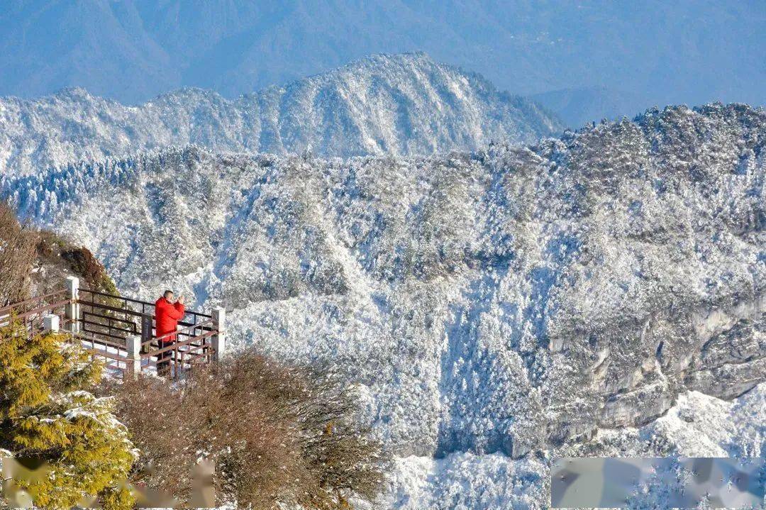 新华视点丨“冰雪奇缘”点燃冬日经济新热潮