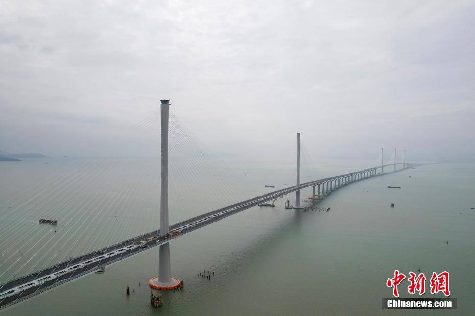 新华全媒+｜黄茅海跨海通道通车 粤港澳大湾区再添“关键一横”