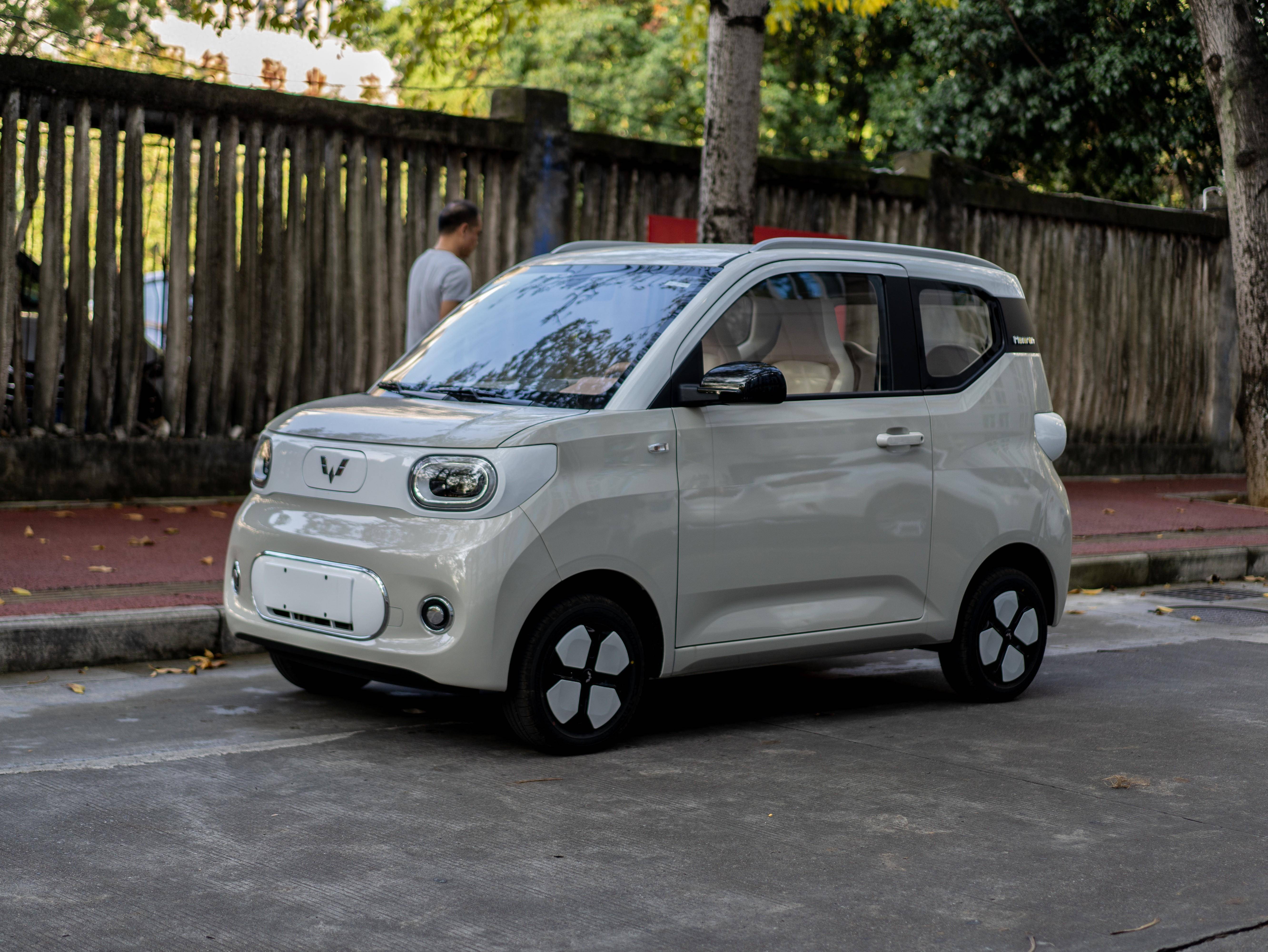 新能源汽车产量独占鳌头 抢占智能化竞争新高地