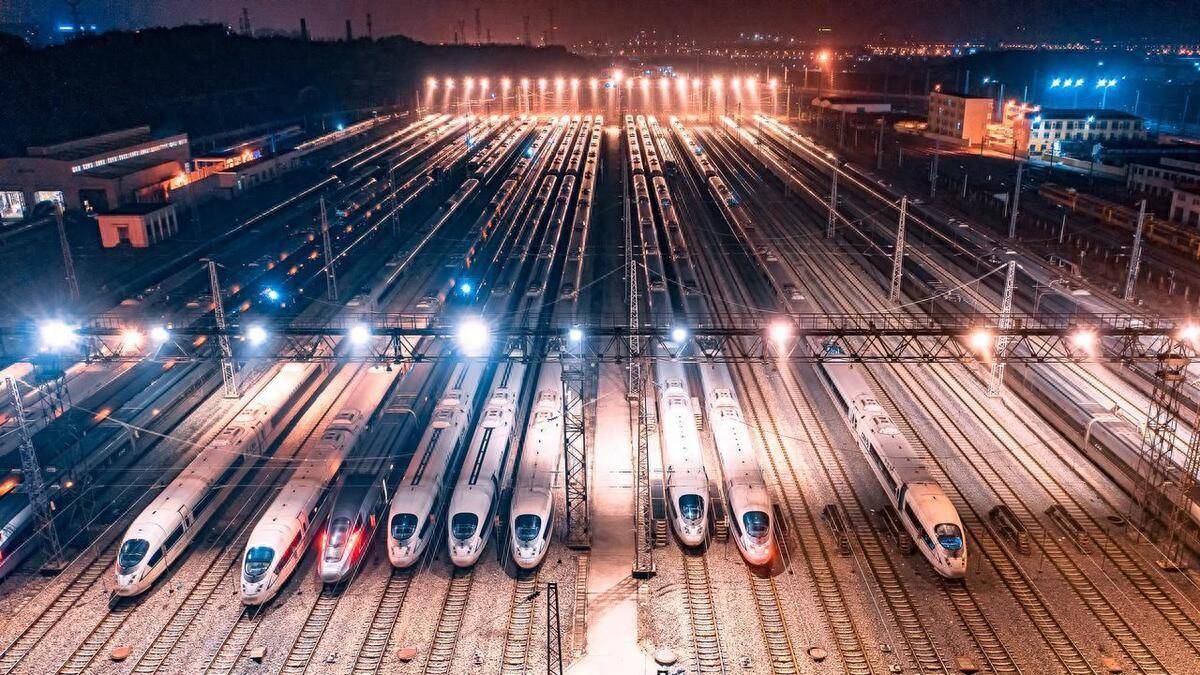 全国铁路春运启动 首日预计发送旅客1030万人次