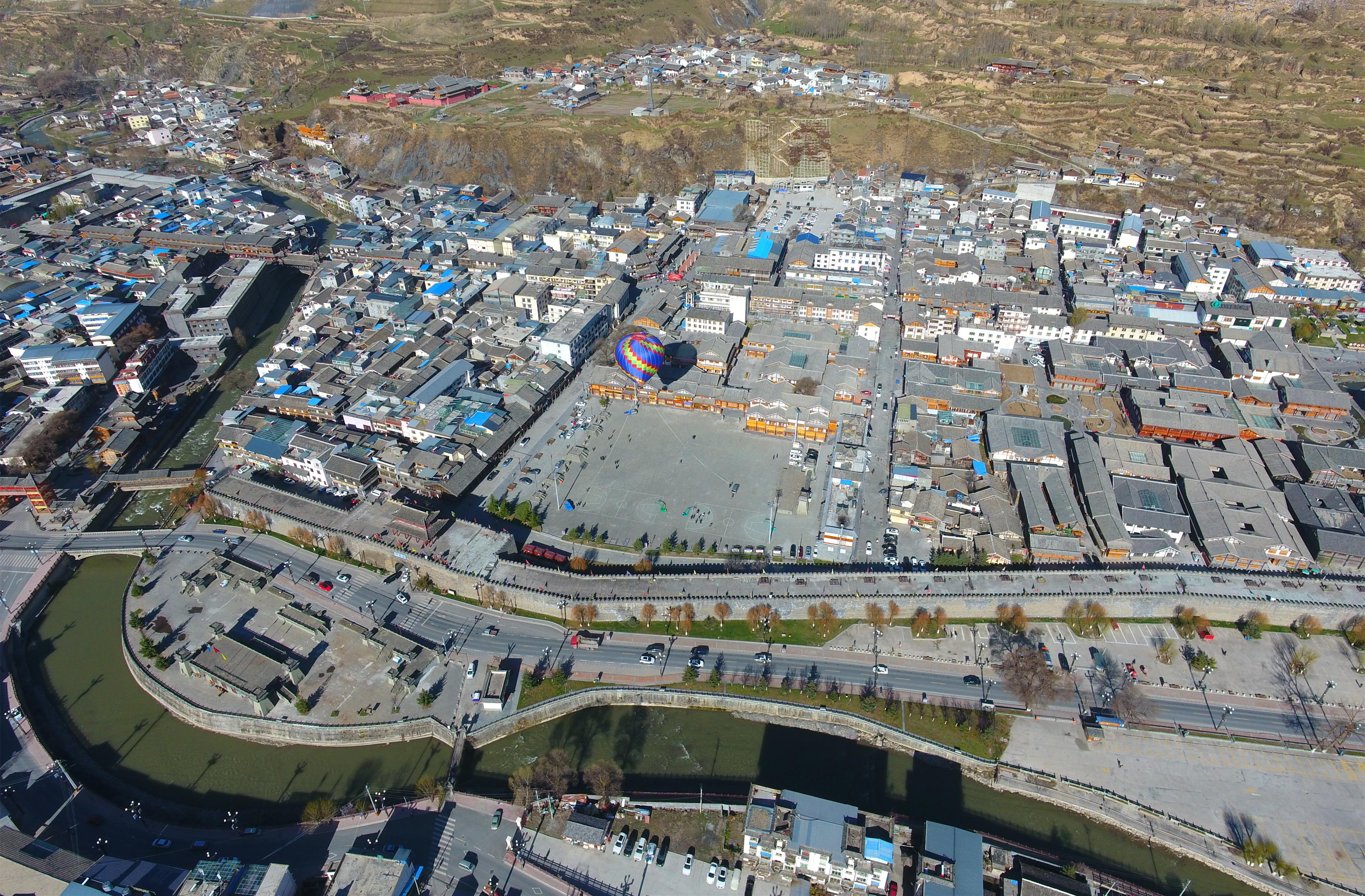 政策支持叠加技术突破 低空旅游迎风起