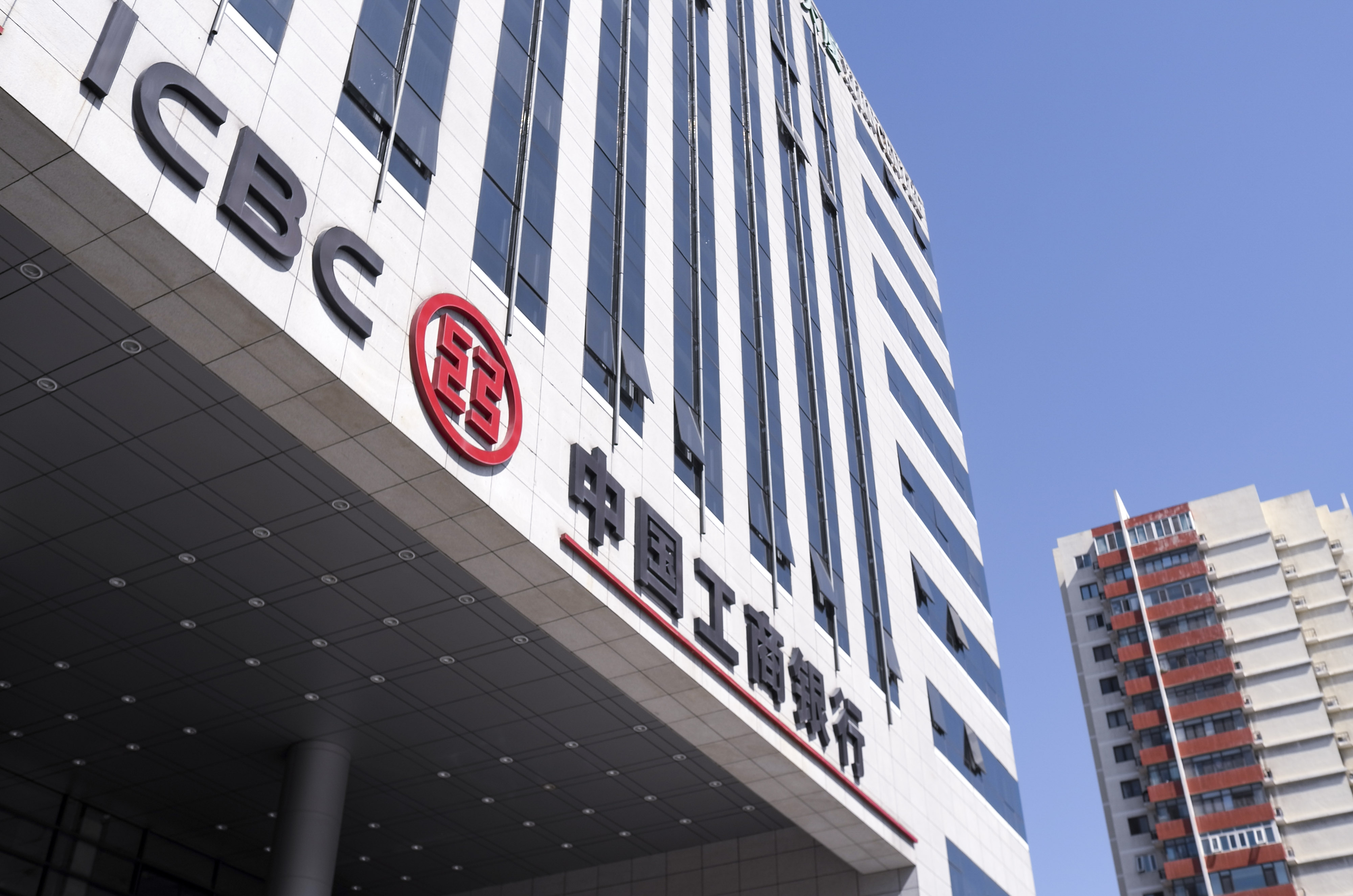 上海城市经济规模突破5万亿元