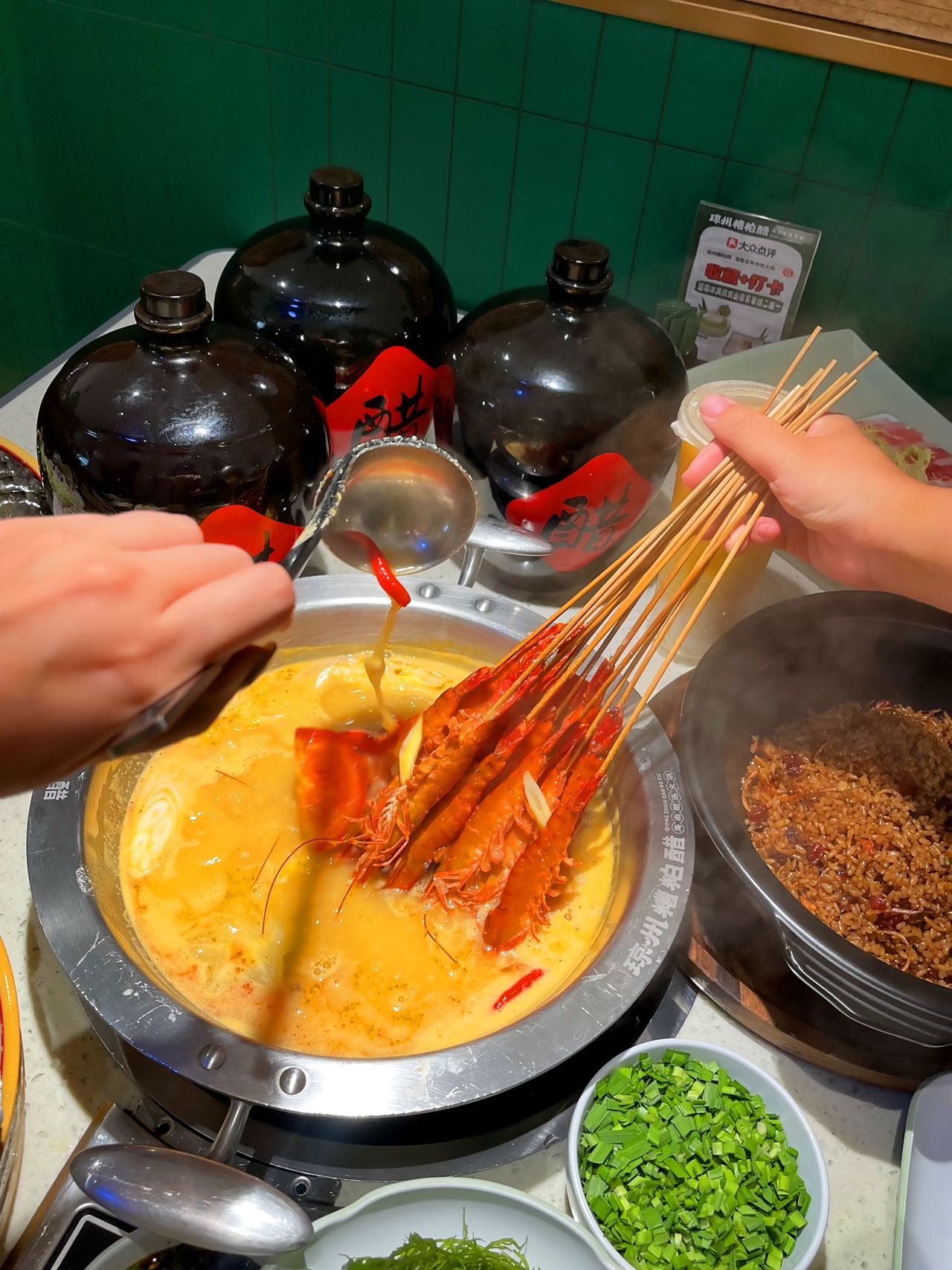 新春走基层丨老街、海鲜与糟粕醋——一个滨海小镇的“独特记忆”