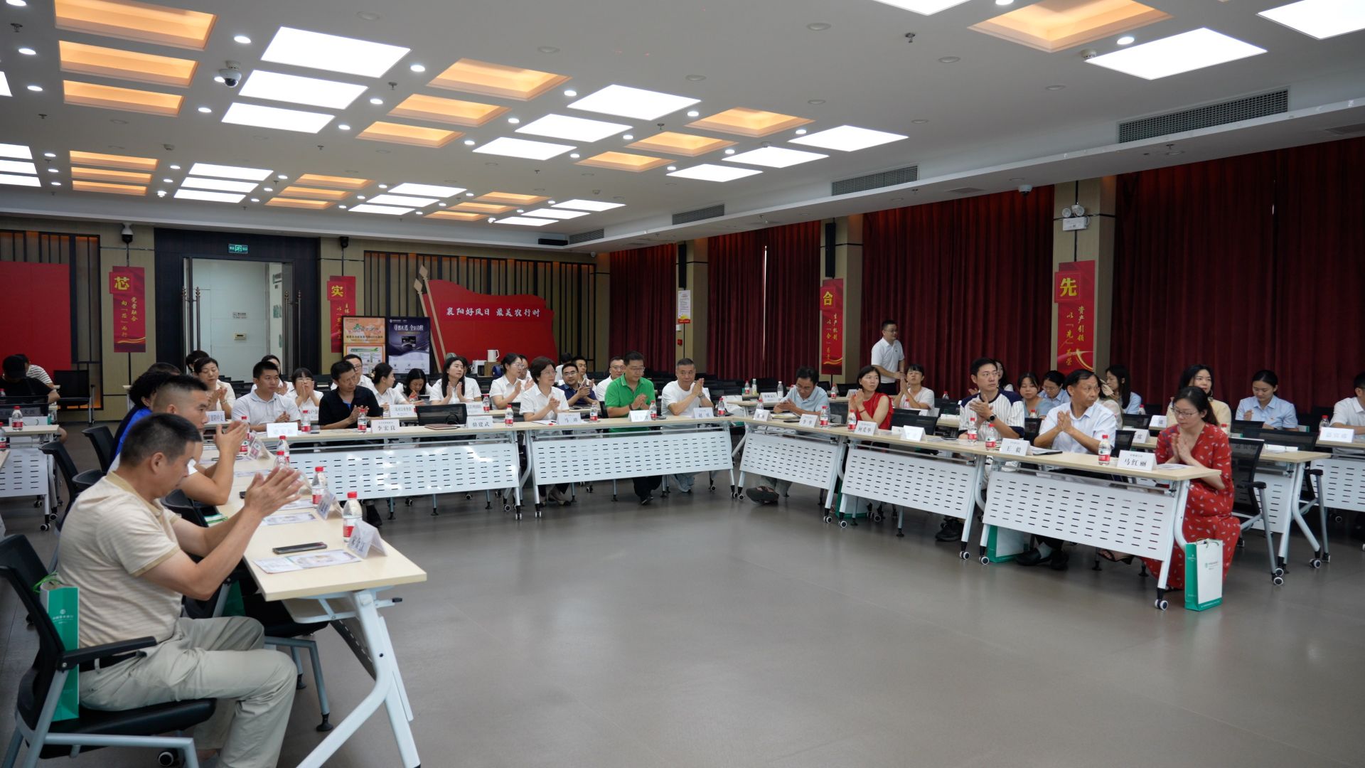 ​超1300亿元！农业银行全力服务大规模设备更新