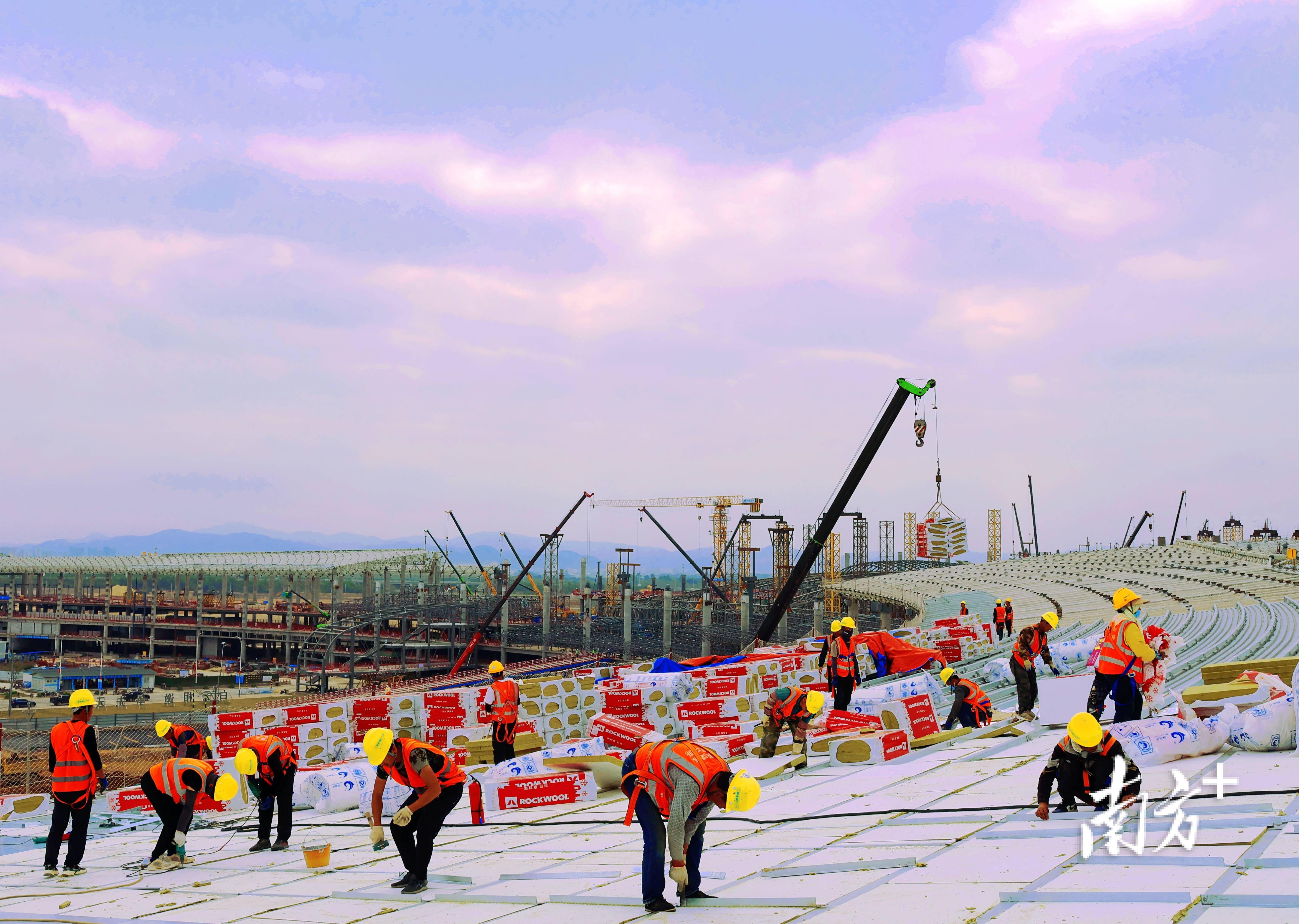 广东:超级工程狮子洋通道项目建设有序推进