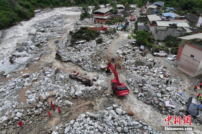 全力搜救失联人员 加强各类隐患排查——各方贯彻落实习近平总书记重要指示切实保障人民群众生命财产安全