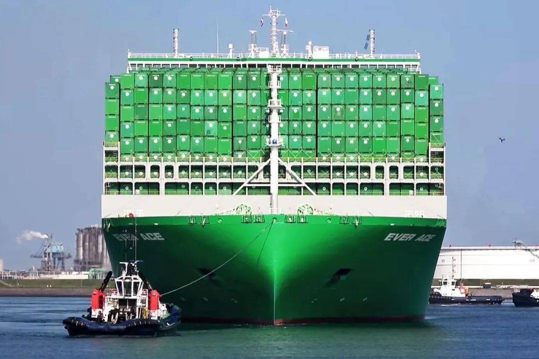 我国去年集装箱产量超过810万标准箱创新高