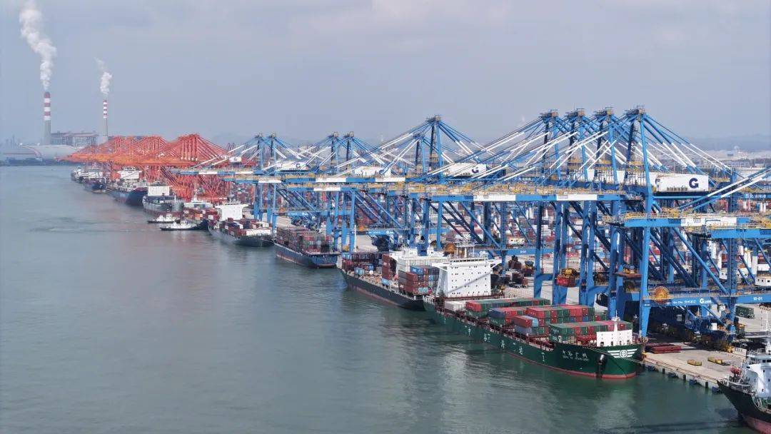 我国去年集装箱产量超过810万标准箱创新高