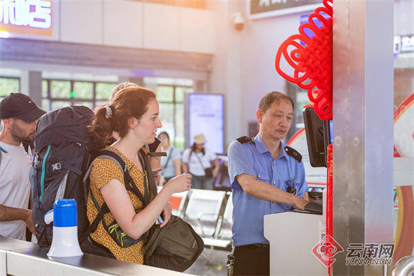 广州空港口岸一季度出入境人员突破400万人次