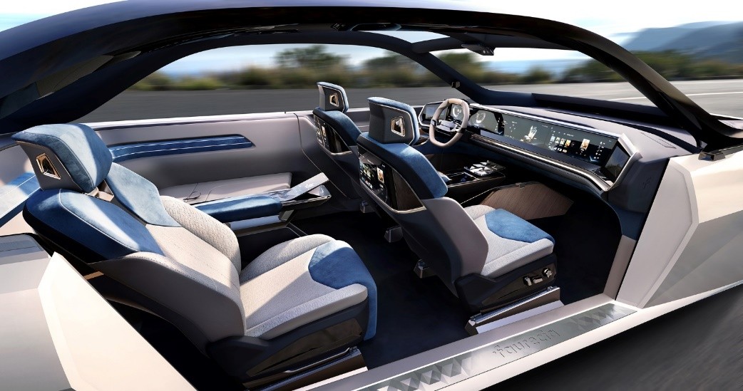 佑驾创新携记忆行车量产方案、座舱大模型亮相上海车展