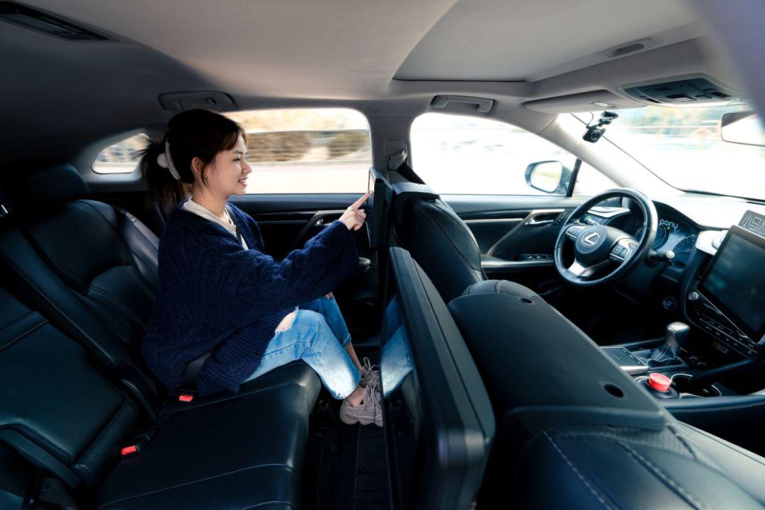 小马智行CEO彭军：今年是Robotaxi量产元年 规模化运营能力决定成败