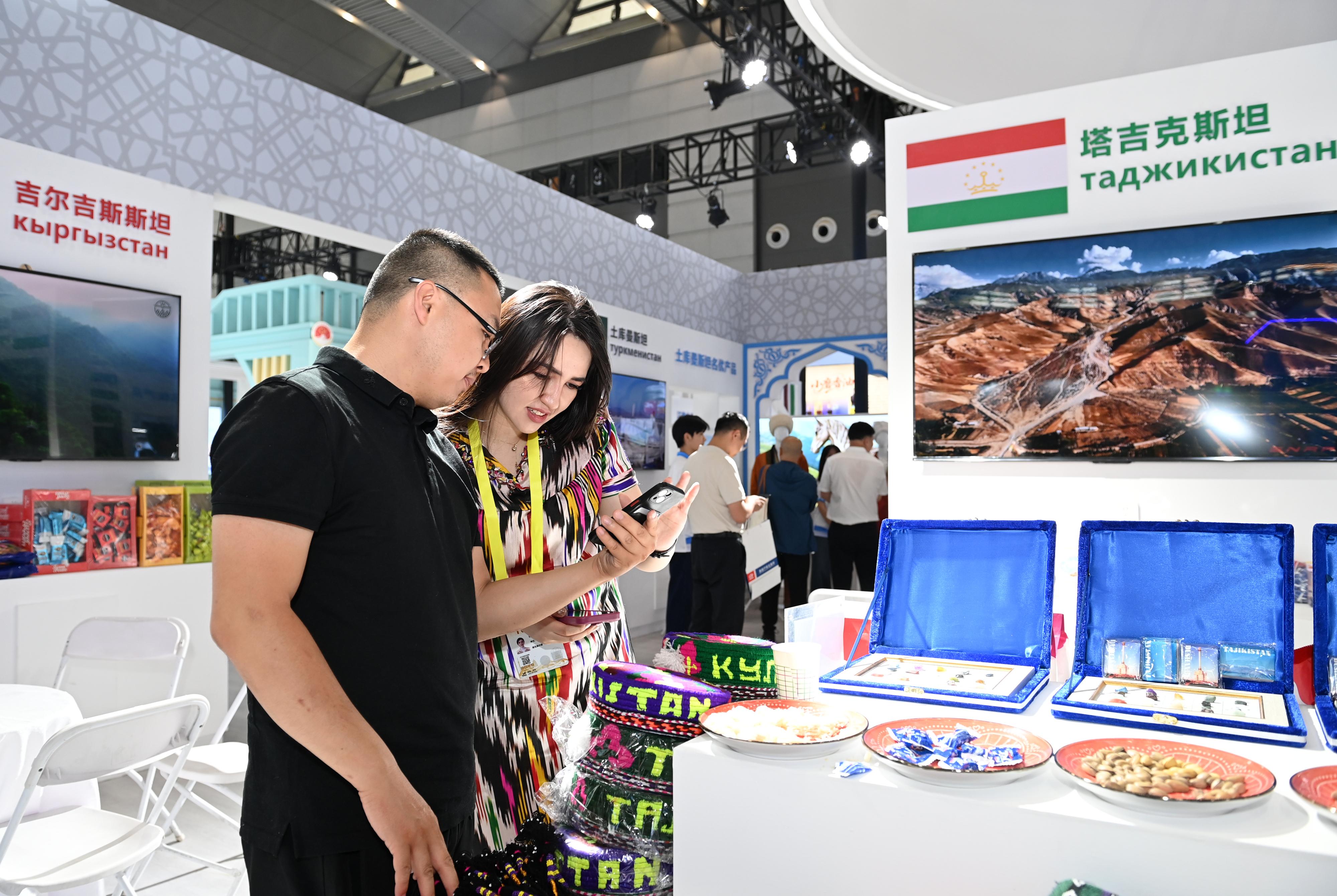 新华鲜报丨解决群众急难愁盼！党中央最新部署