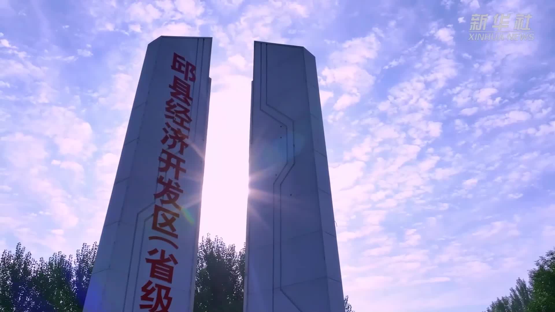 中国经济样本观察·县域样本篇｜面对石油资源枯竭，这座戈壁小城是如何走出困境的？