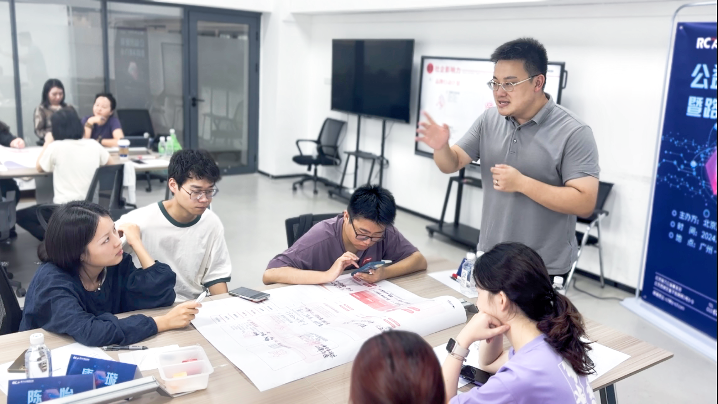 成都市金融服务接力计划首场路演活动举行