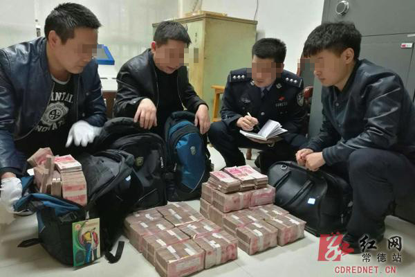 近3000家完成年度利润分配 逾300家拟中期分红