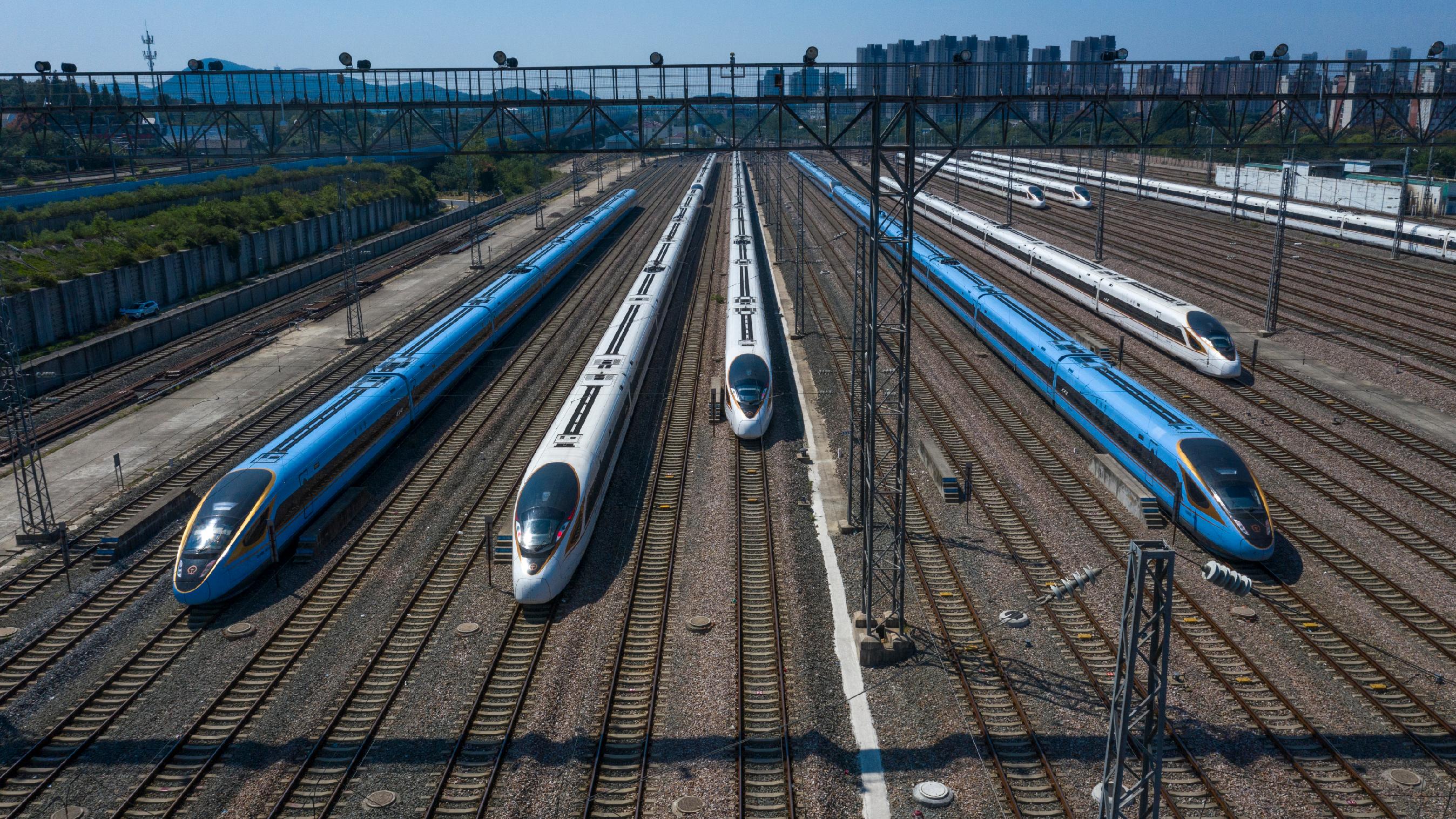 新华全媒+|今年上半年我国交通出行人数超337亿人次