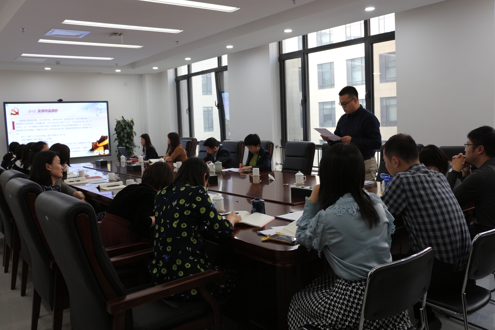 格桑花开映山河 团结奋进新征程——以习近平同志为核心的党中央情系雪域儿女擘画西藏发展纪实