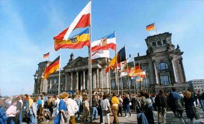 中国人民抗日战争暨世界反法西斯战争胜利80周年纪念活动新闻中心将于8月27日开始对外接待服务