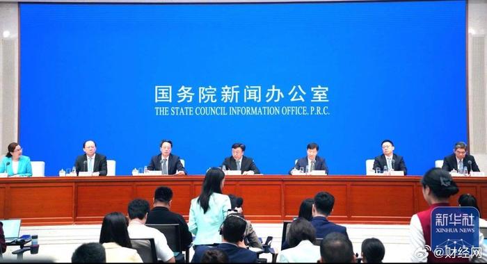 商务部:将出台若干政策措施促进服务出口和消费