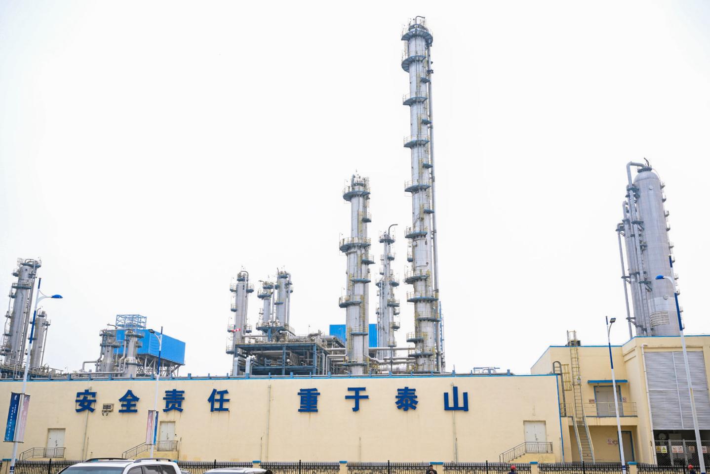 以新质生产力重塑价值坐标——从中信股份半年报看“国企航母”新突破