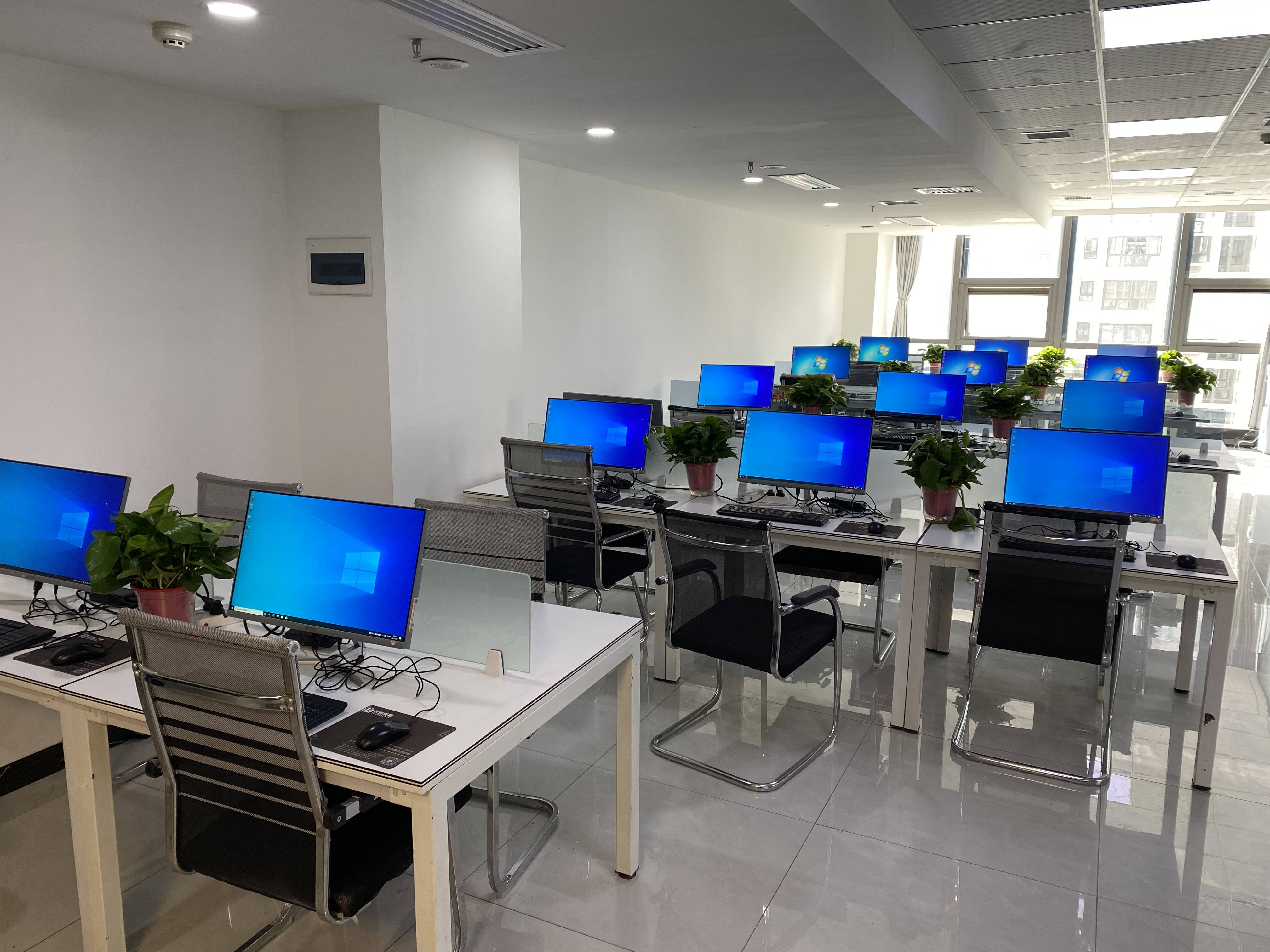 中银协报告：2024年末金融租赁公司直租资产余额6405.38亿元 同比增长52.73%