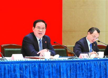 李强在甘肃、青海调研时强调 统筹推进高质量发展和高水平保护 构建体现本地特色和优势的现代化产业体系