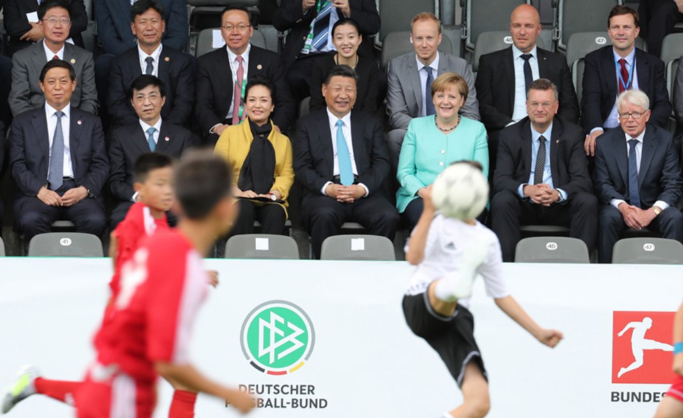 新华社权威快报｜习近平在全球妇女峰会上提出四点建议