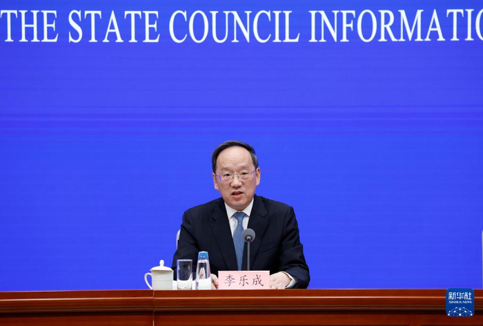 新华鲜报·“十四五”亮点丨新增170万亿元！金融“活水”激发实体经济活力