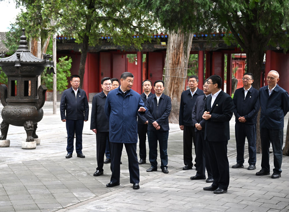 中共中央总书记习近平电贺郑丽文当选中国国民党主席 郑丽文复电习近平表示感谢