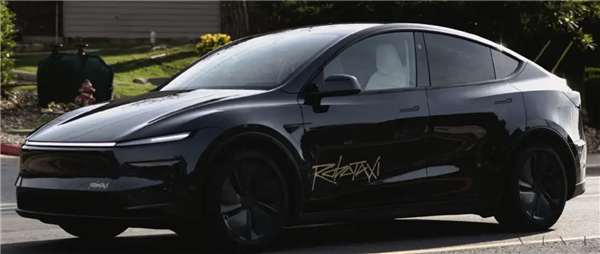 马斯克:预计到今年底奥斯汀大部分地区Robotaxi运营将不再配备安全员