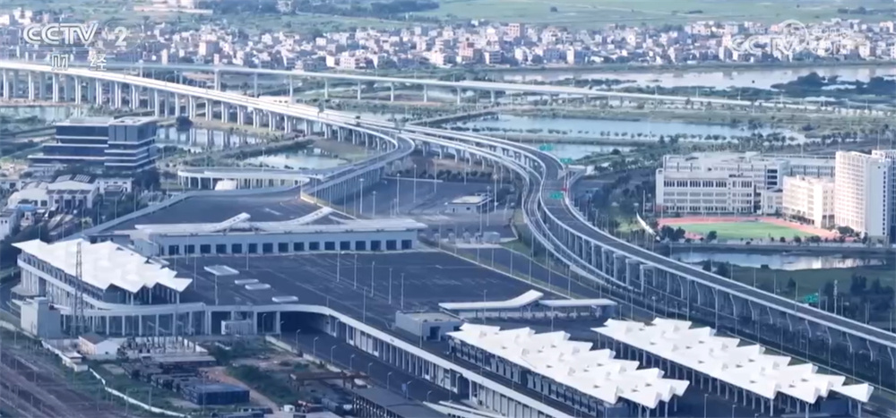 海南机场：前三季营收同比增长6.09% 助力海南自贸港打造国际航空区域门户枢纽