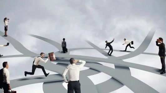 下游疯狂锁单 磷酸铁锂行业走向价值竞争