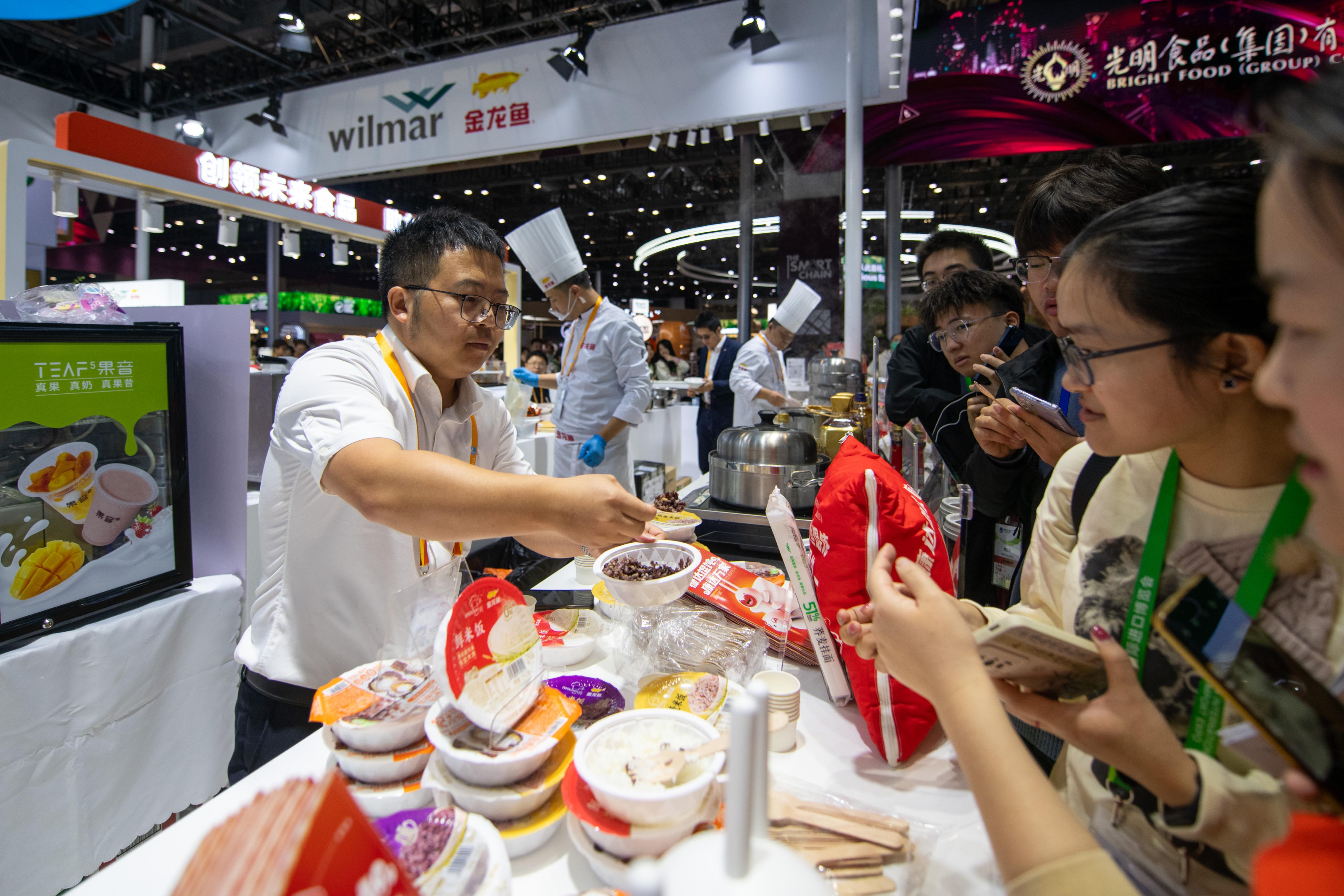 来进博会感受健康新方向、市场新活力