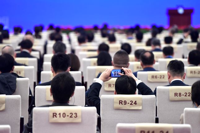 商业健康险决策辅助大模型在第八届进博会上发布