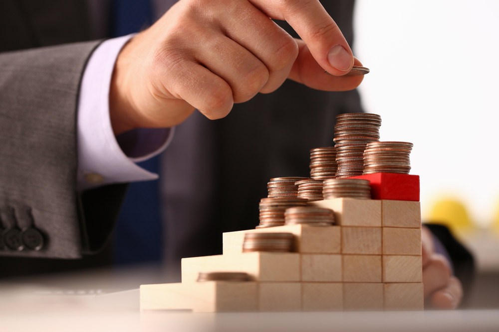 低调换名难掩规模崇拜 资产荒促银行抢跑2026年“开门红”