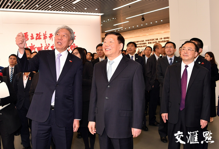 吴政隆：坚持有效市场和有为政府相结合