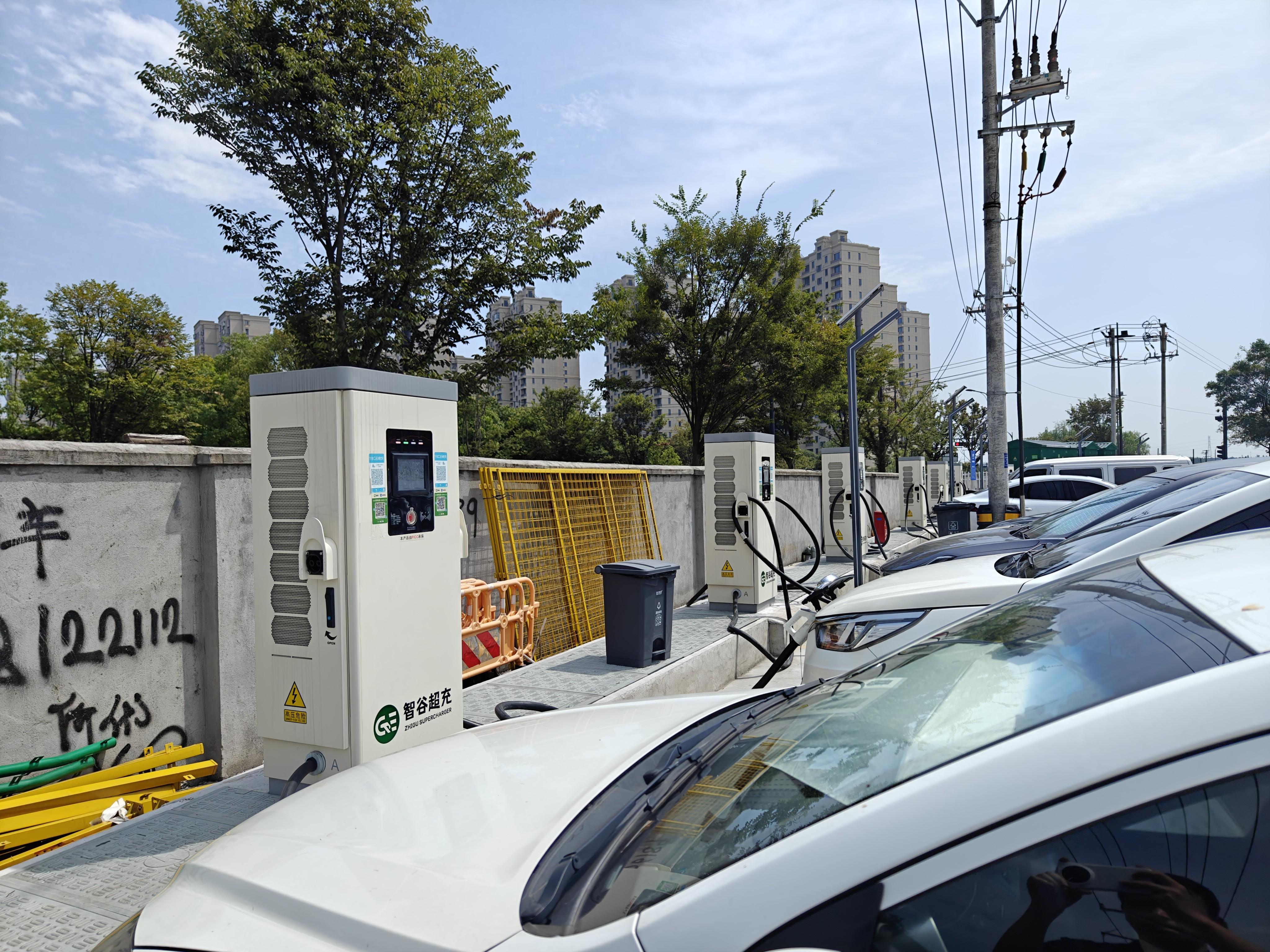 我国电动汽车充电基础设施总数达1864.5万个