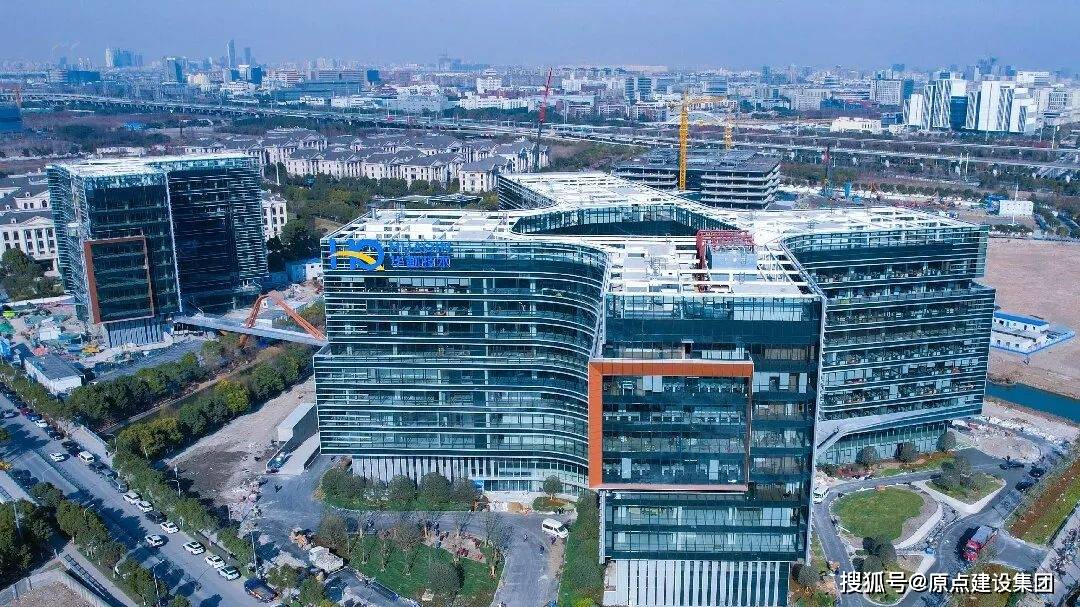 华勤技术荣获“国新杯·ESG治理金牛奖” 以可持续治理赋能高质量发展