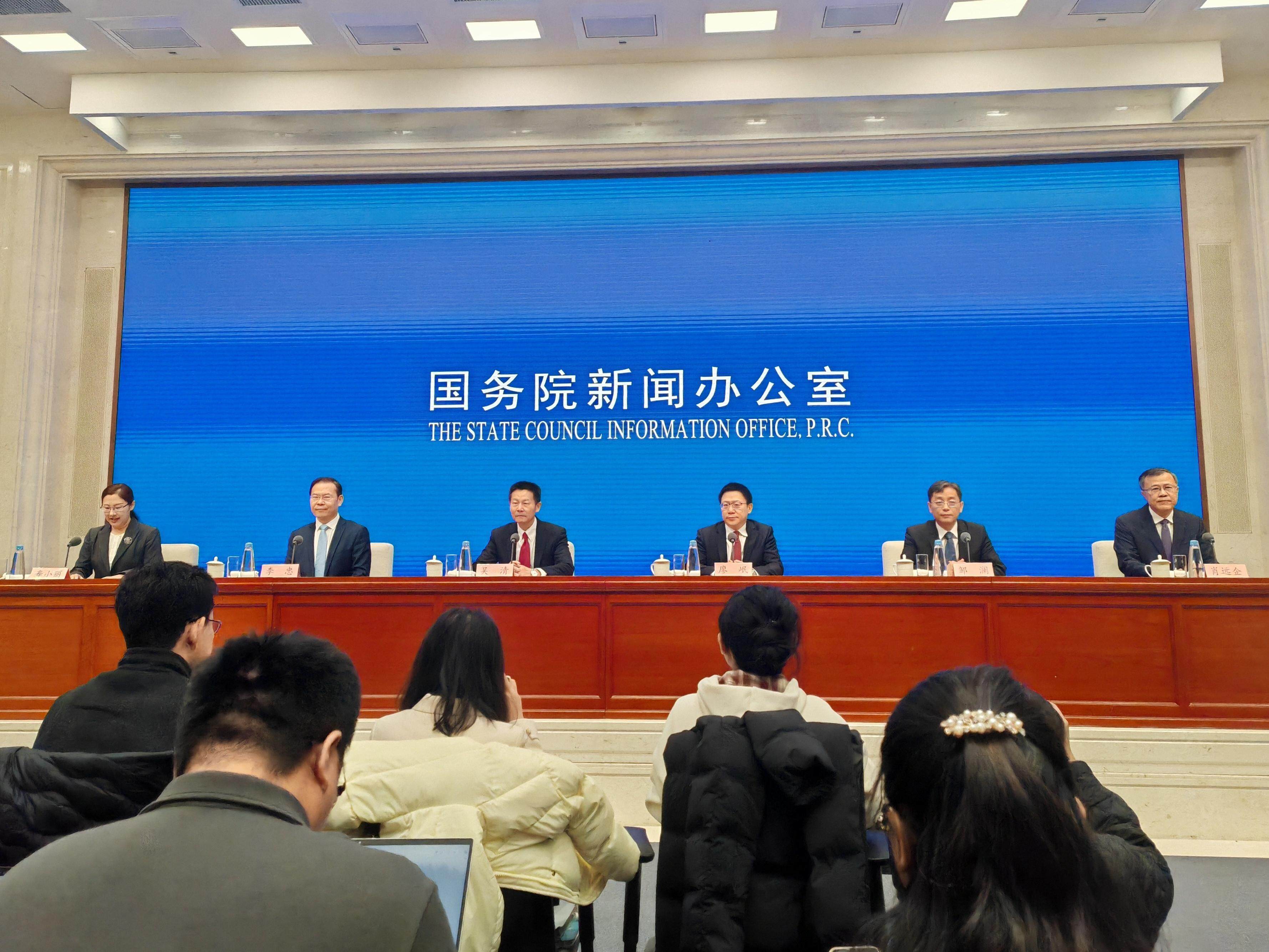 提振消费服务民生 财政政策将更加积极