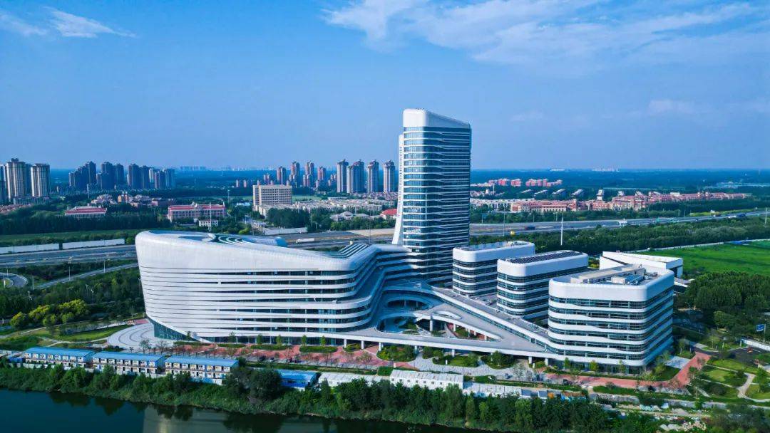 蓝思科技海外并购 拓展AI算力新赛道