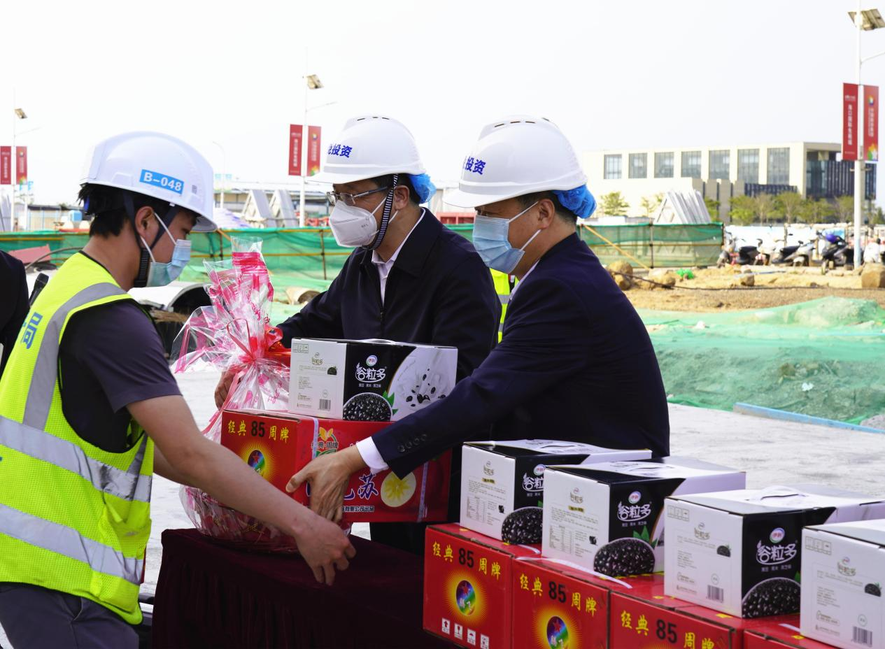 海南海药董事长王建平：迎广阔舞台 闯创新蓝海