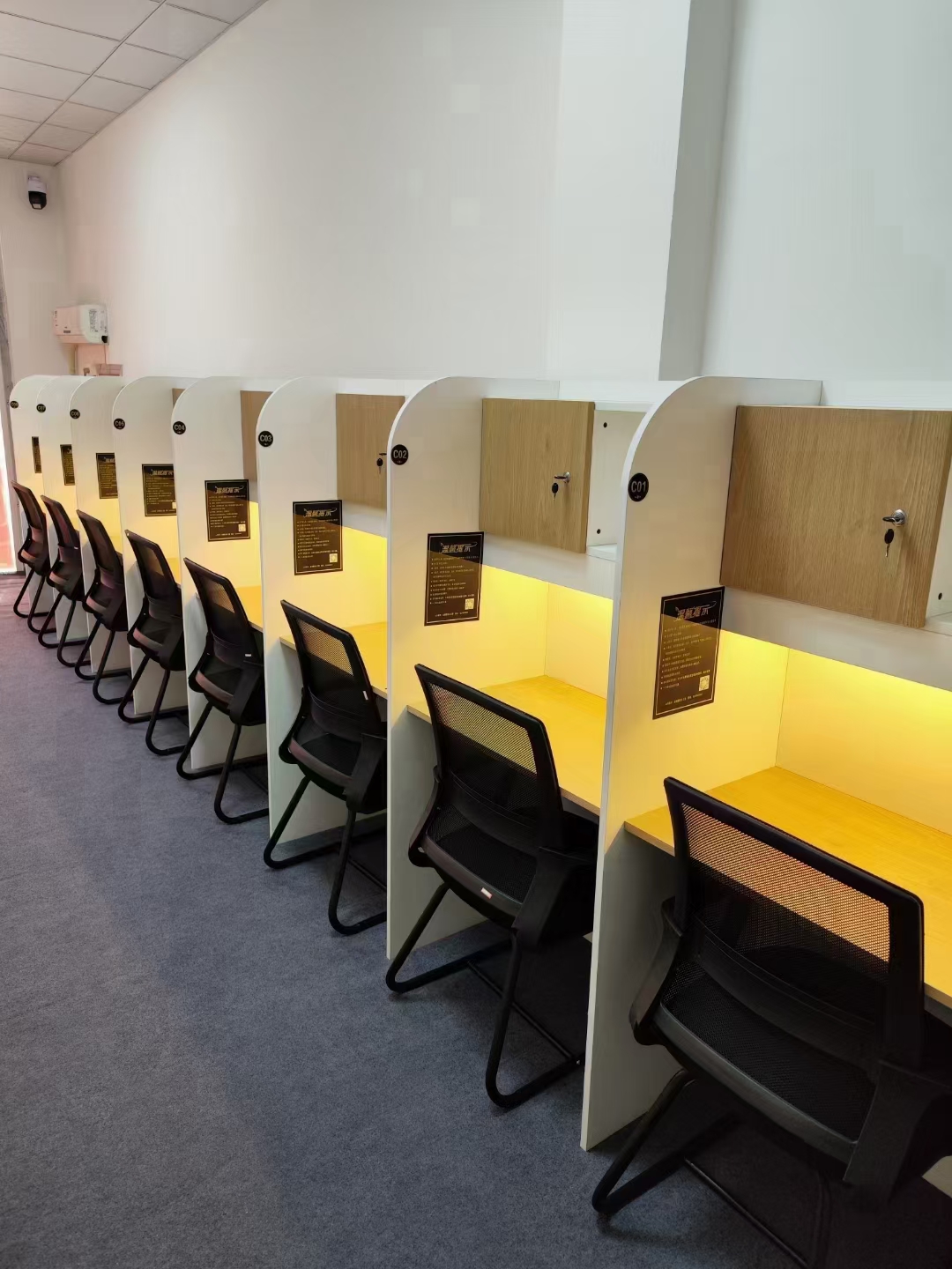 富国基金“再生电脑教室”项目落地陕西富平 以公益实践夯实企业文化建设