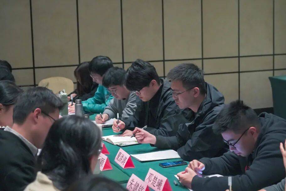 万联证券总裁张毅峰：文化铸魂强根基 实干赋能启新程