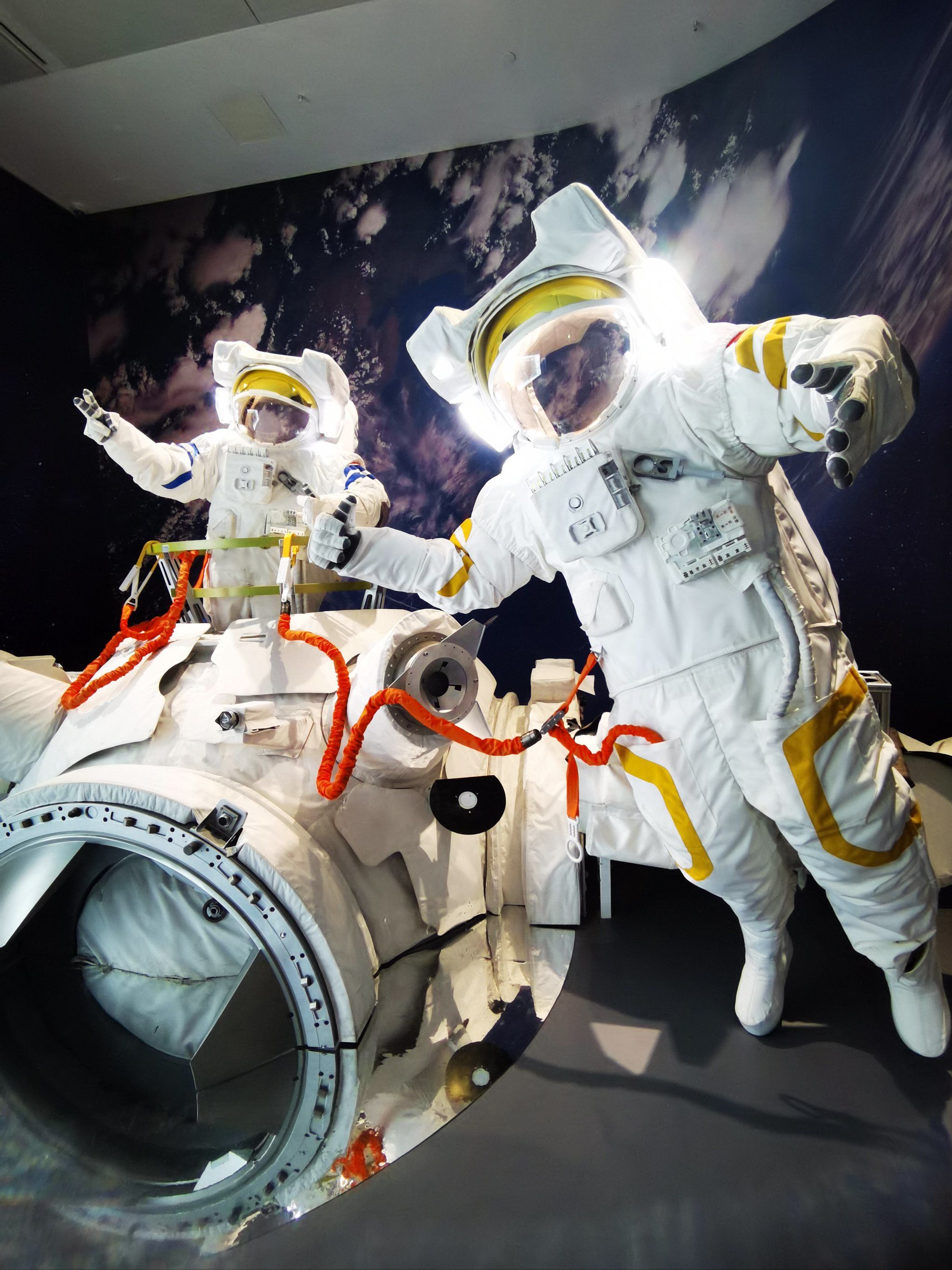 中国空间站开展锂离子电池在轨实验