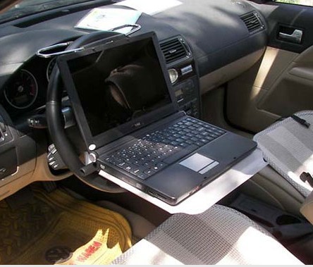 玩具新潮催生“包挂经济”