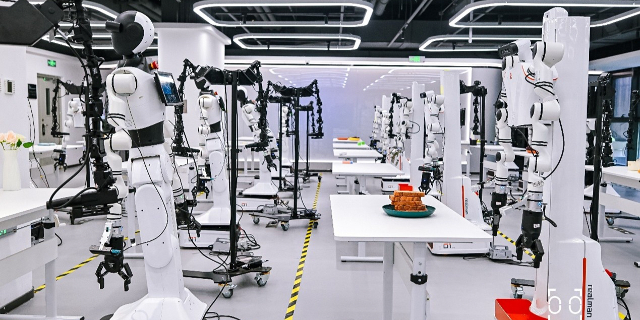 北京人形机器人创新中心完成首轮超7亿元市场化融资
