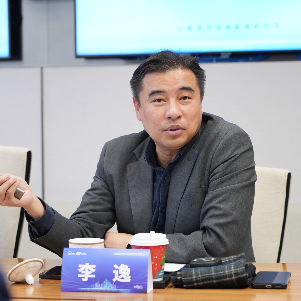 全国政协委员、春秋航空董事长王煜：完善机场规划 提高机场实用性